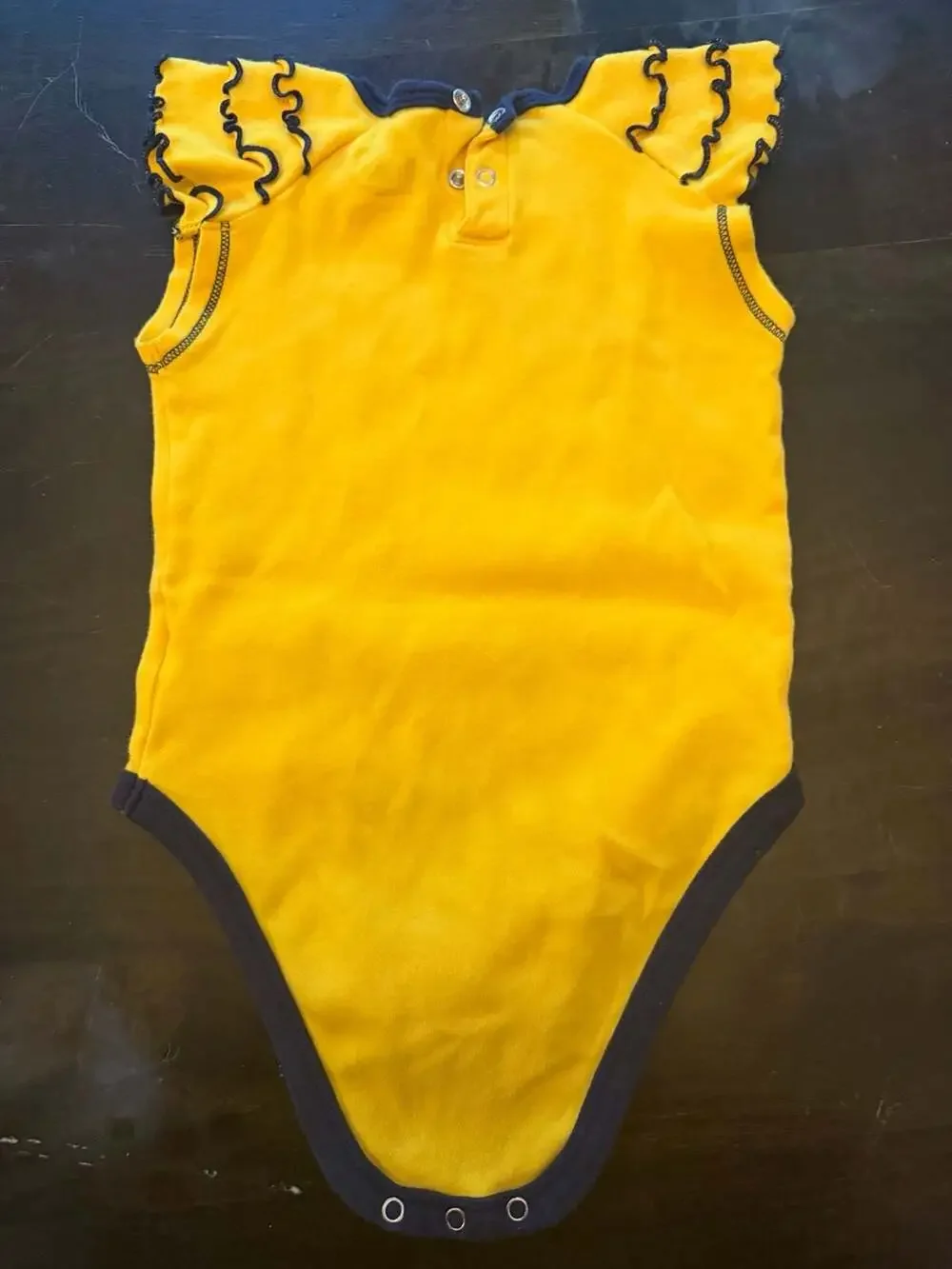 GEN 2 University of Michigan Wolverines Infant Bodysuit Romper, 18M